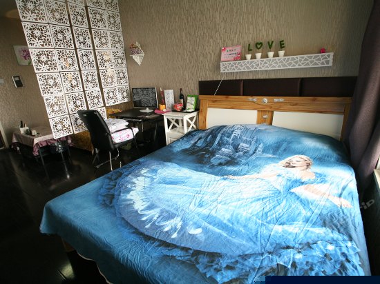 蓝色魅影一室一厅