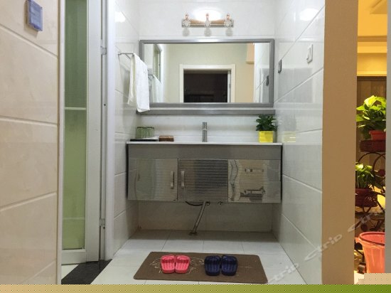 万达舒适两房一厅