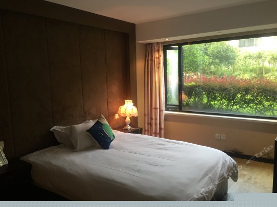 西子景颐家庭套房