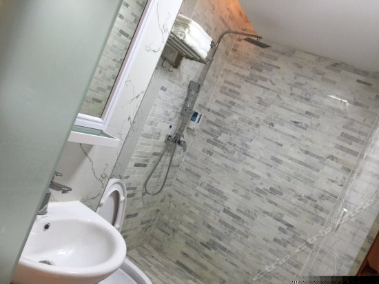 标准大床间