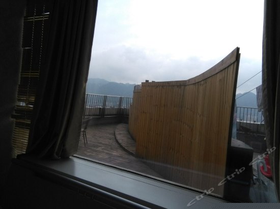 豪华江景三床家庭套房