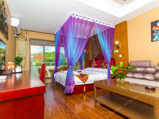 浪漫蜜月大床房