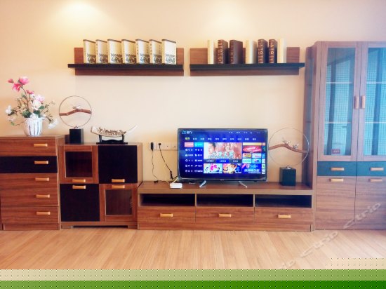 温馨园景三卧室三床套房