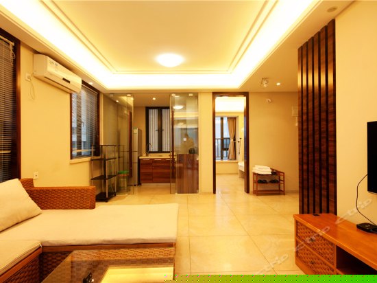 精品全家福2室1厅