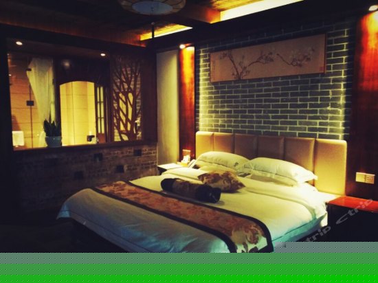 豪华阳台观景大床房