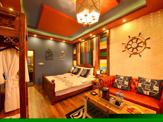 爱尚院花园浪漫大床房