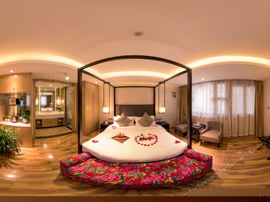 豪华大床房