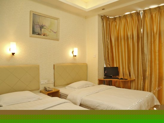 标准双人电脑房