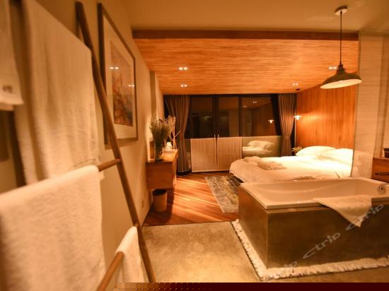 最美夕阳海景大床房