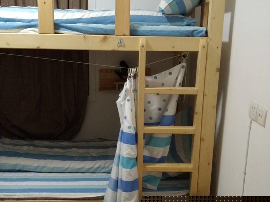 六人间(床位房)