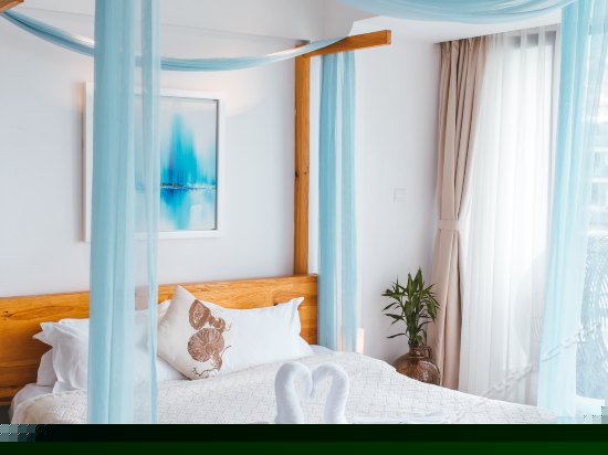 亲水海景落地窗大床房（风花1）