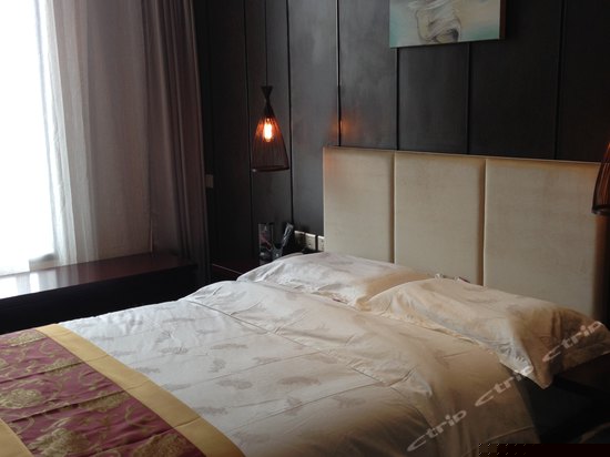 大床房（无窗）