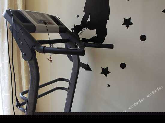 男生八人间（床位房）