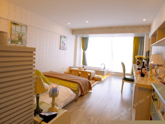 爱有天意榻榻米海景房