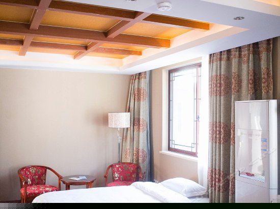 合欢（豪华温馨家庭房）