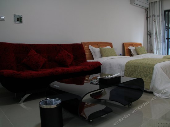 豪华园景双床房