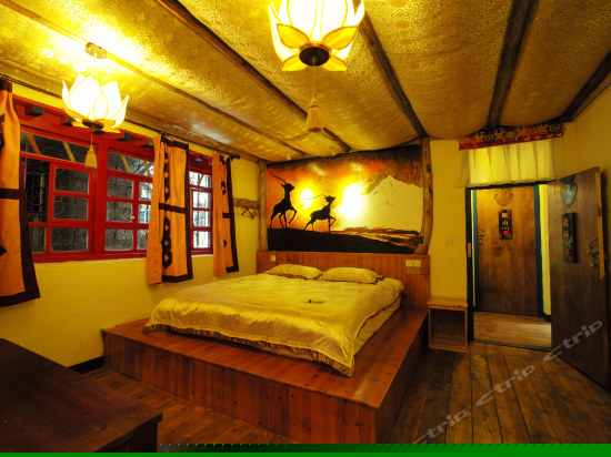 藏羚精品家庭房