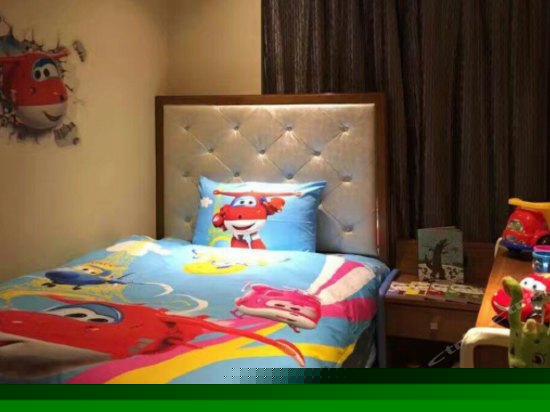 超级飞侠主题家庭套房