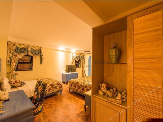 海景豪华家庭房