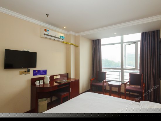 1.8米床商务大床房