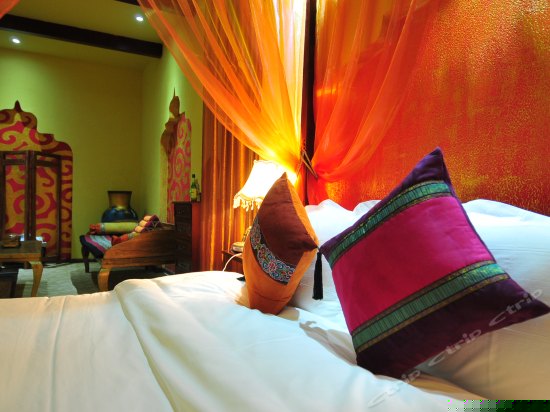 暹罗豪华大床房