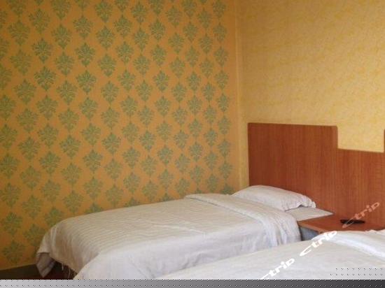 经济公寓双床房