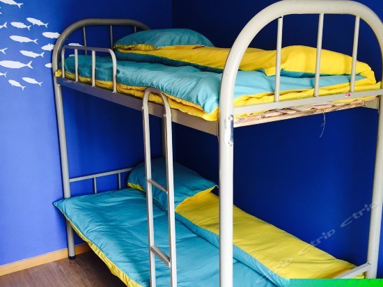 天空之橙主题床位房