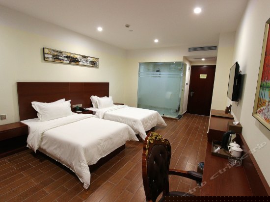 高级双人房（无窗）