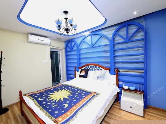 礁石海棠大床房