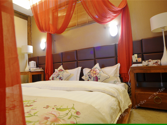 二号院时光雅舍大床房