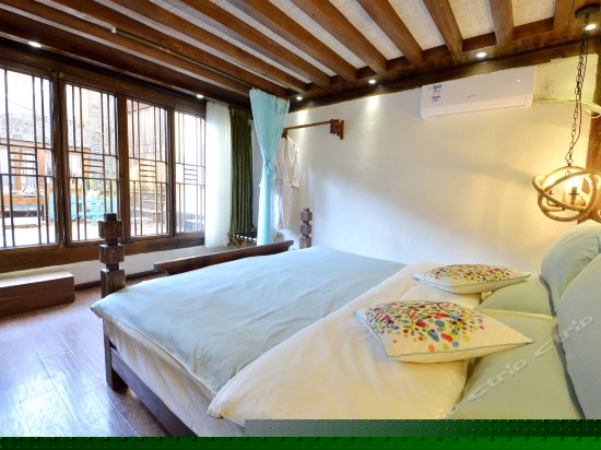 风情院精品大床房