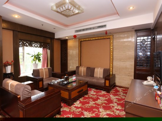 龙凤居套房大床房