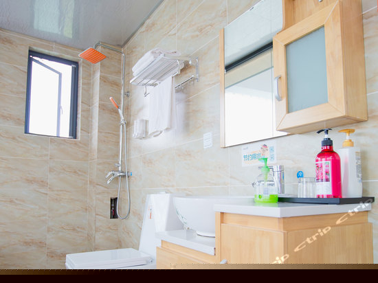 海云天海景露台大床房