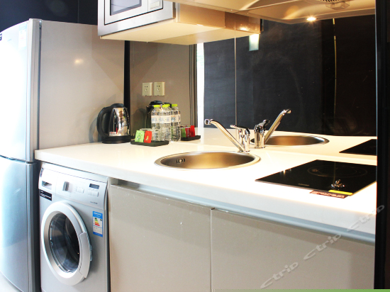 精品市景大床房