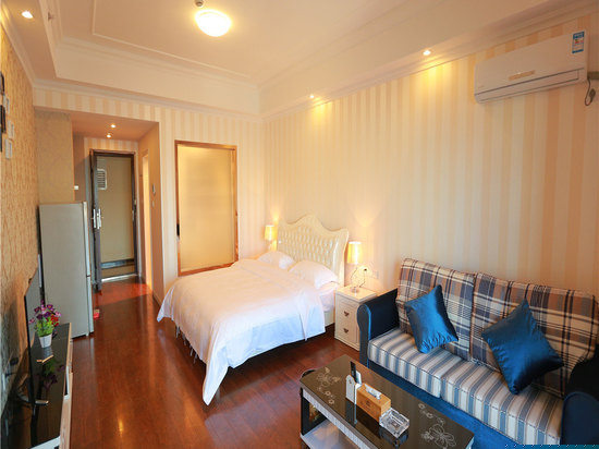 尊贵大床房