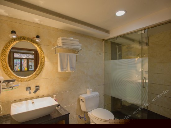 庭院大床房（暖气）