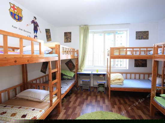 三班十人间(床位)