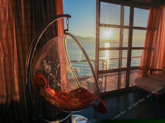 270°豪华美国乡村海景套房202号房