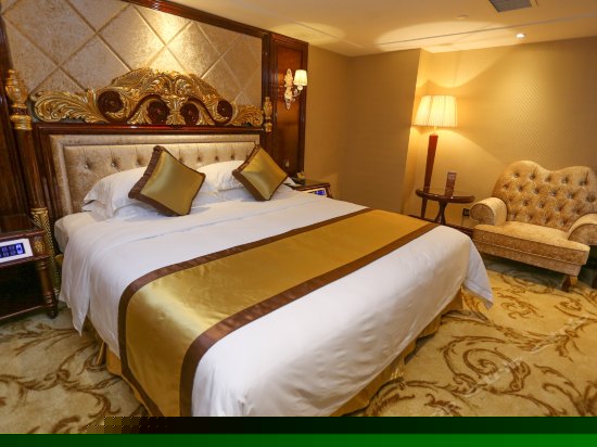 高级大床房（无窗）