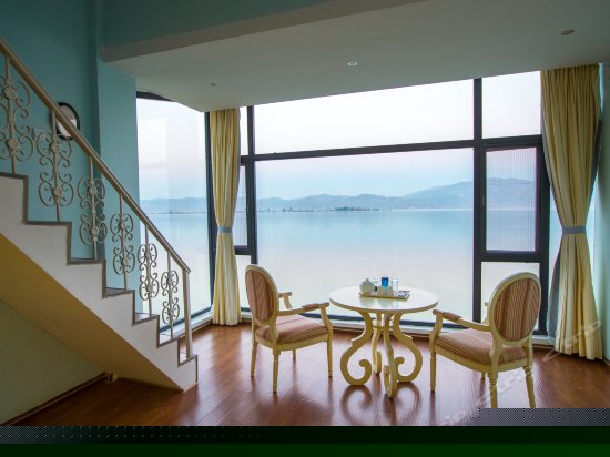 复式海景大床房