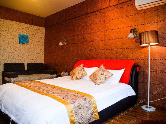 豪华江景大床房