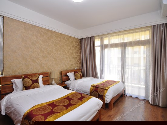 豪华双卧套房（两房两厅）