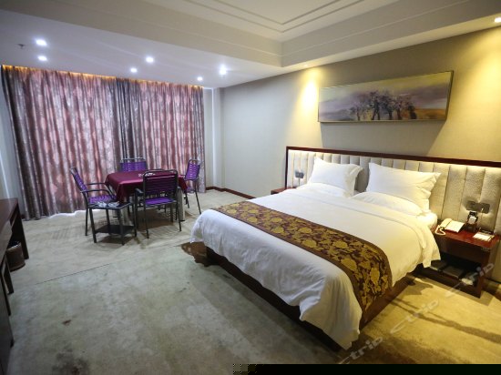 豪华棋牌双床间