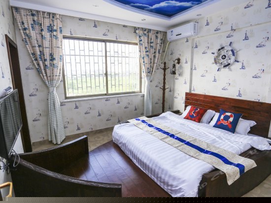 幸福启航主题船床房