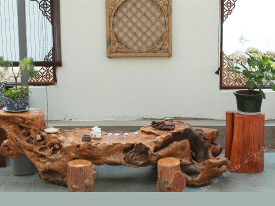 逸庐月亮门大套房