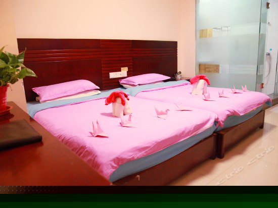 标准大床房（无窗）