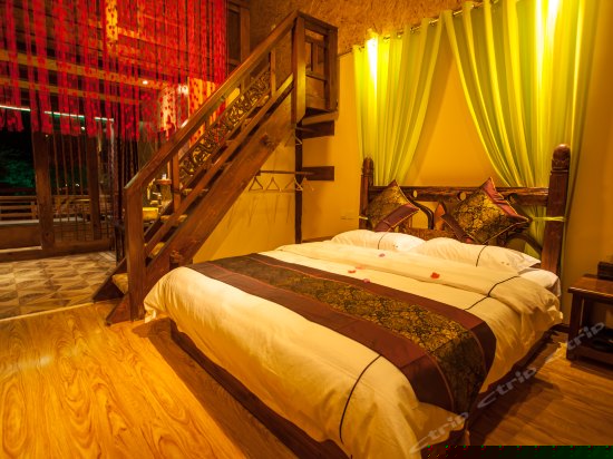 雪景复式家庭房