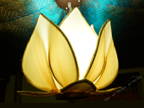 惜措豪华标准家庭房