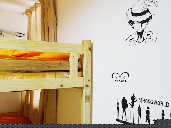 男生六人间（床位房）