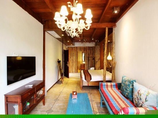 栀子花豪华大床房